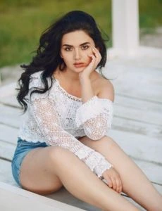 VIP companion girl in Mangolkote – discreet service